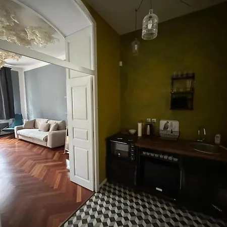 Apartment Beautiful Centre